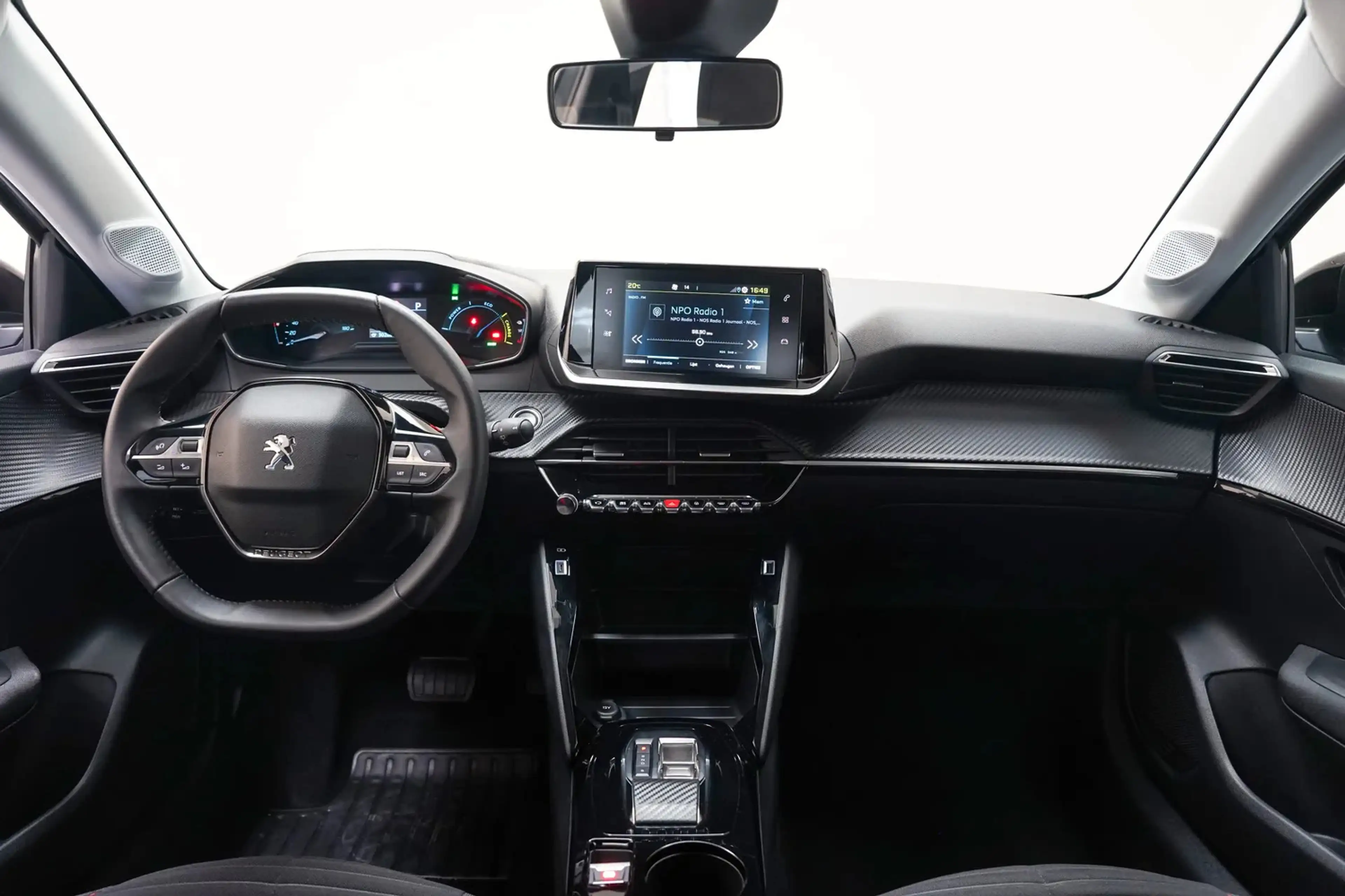 Peugeot e-208 50 kWh Active 3-Fase [ Apple/Android PDC Clima ] — photo 4