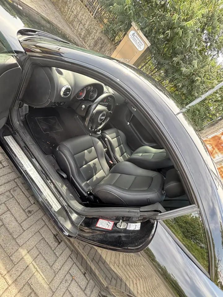 Audi TT 1.8t quattro, foto 8