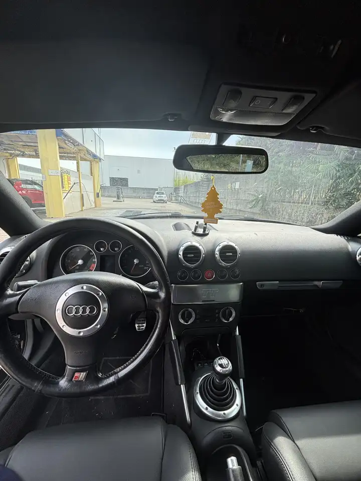Audi TT 1.8t quattro, foto 10