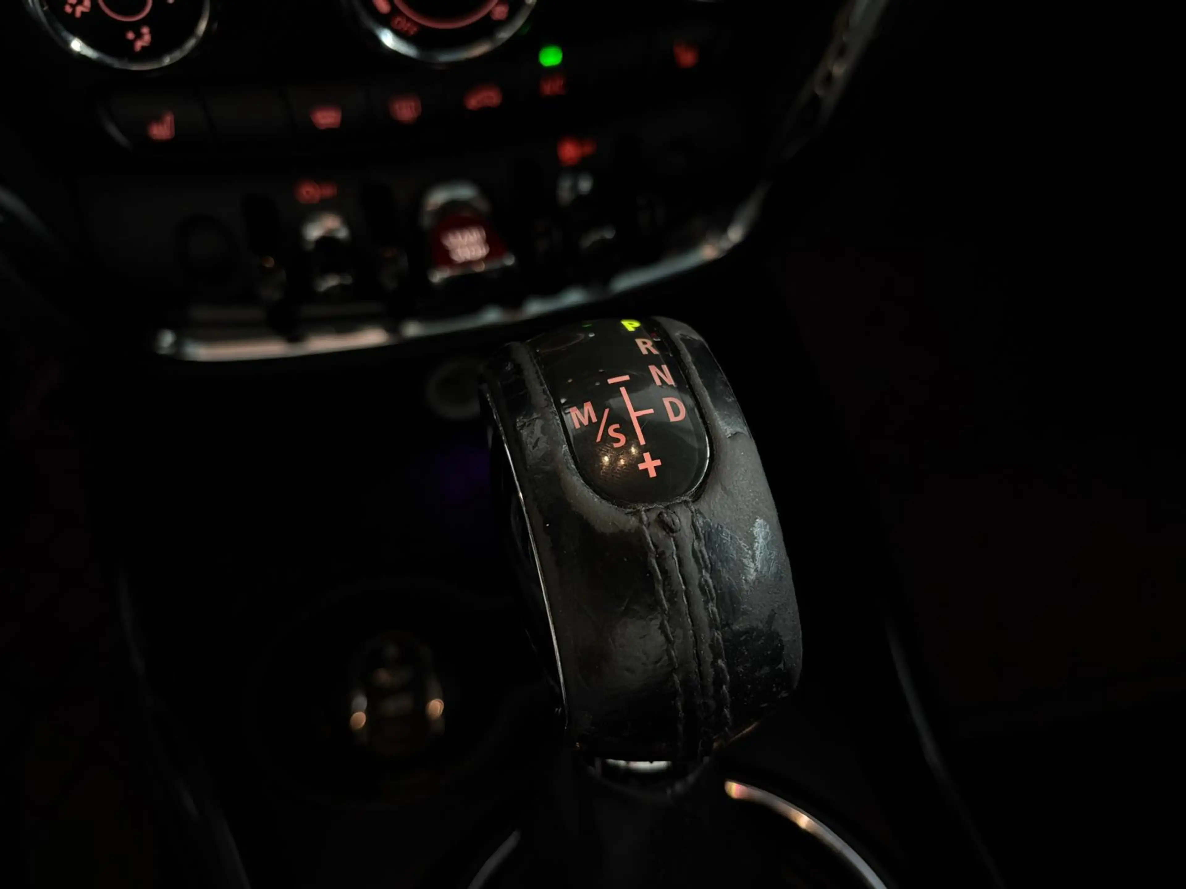 MINI Cooper SD Clubman 2.0 Chili Serious Business | Trekhaak | Stoelverwa — photo 23