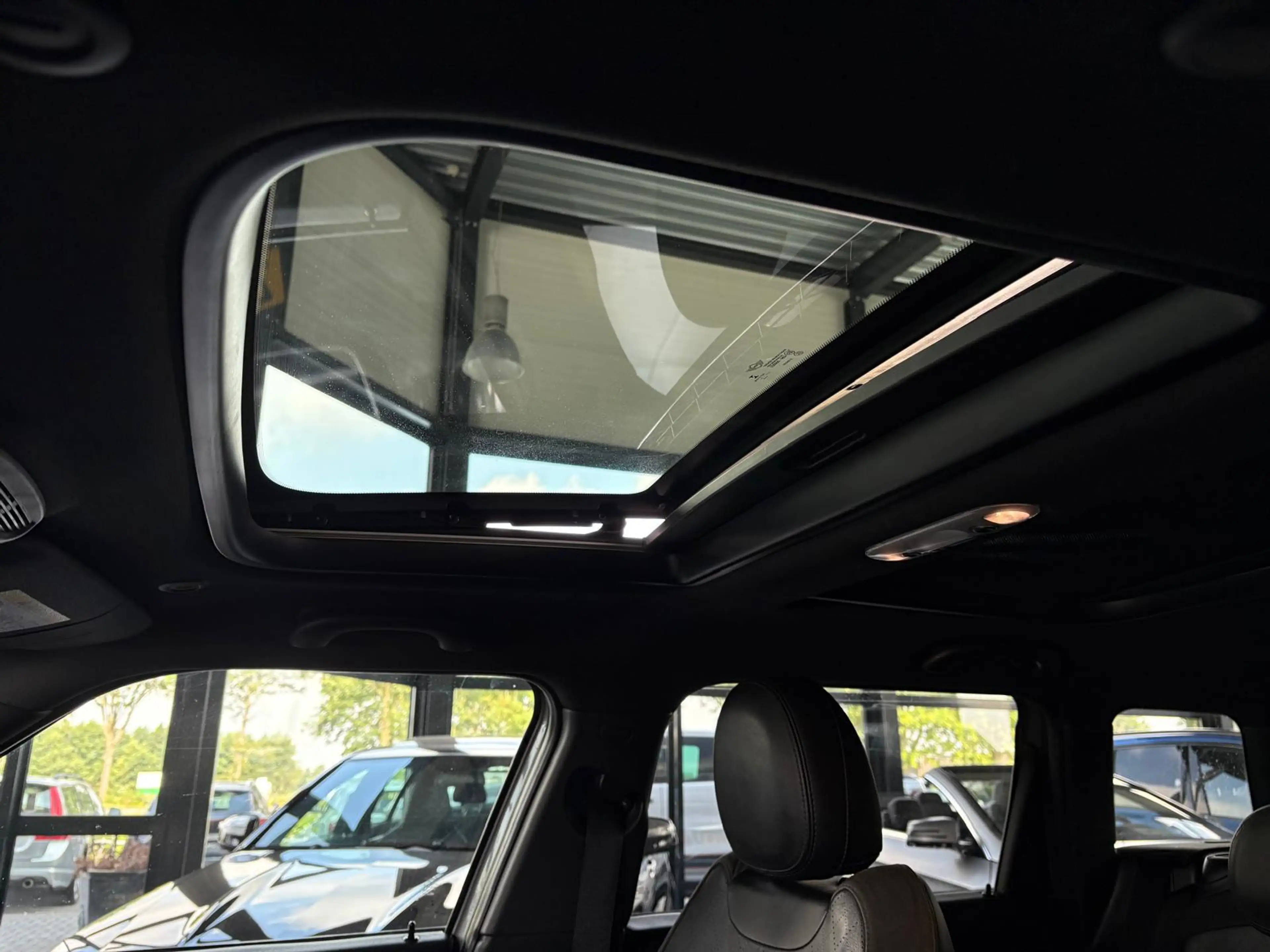 MINI Cooper SD Clubman 2.0 Chili Serious Business | Trekhaak | Stoelverwa — photo 36