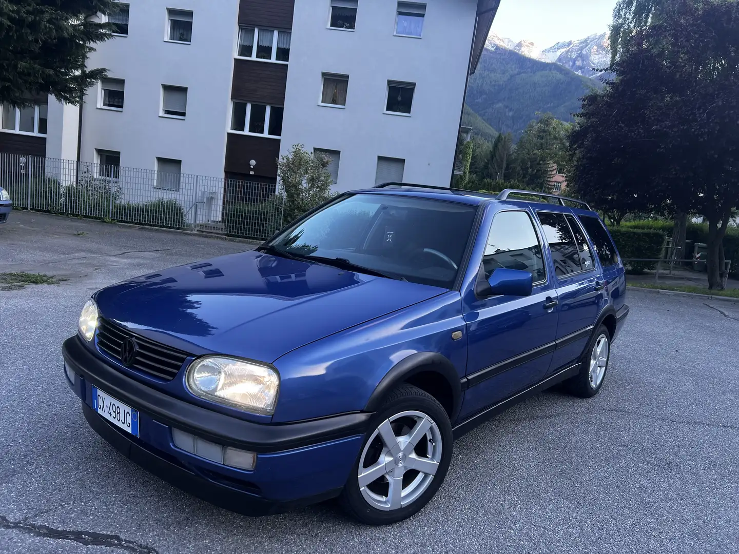 Volkswagen Golf Variant 1.6 GT Special Blu/Azzurro - 1