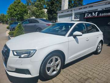Sportback Automatik*NAVI*XENON*PDC*SHZ*