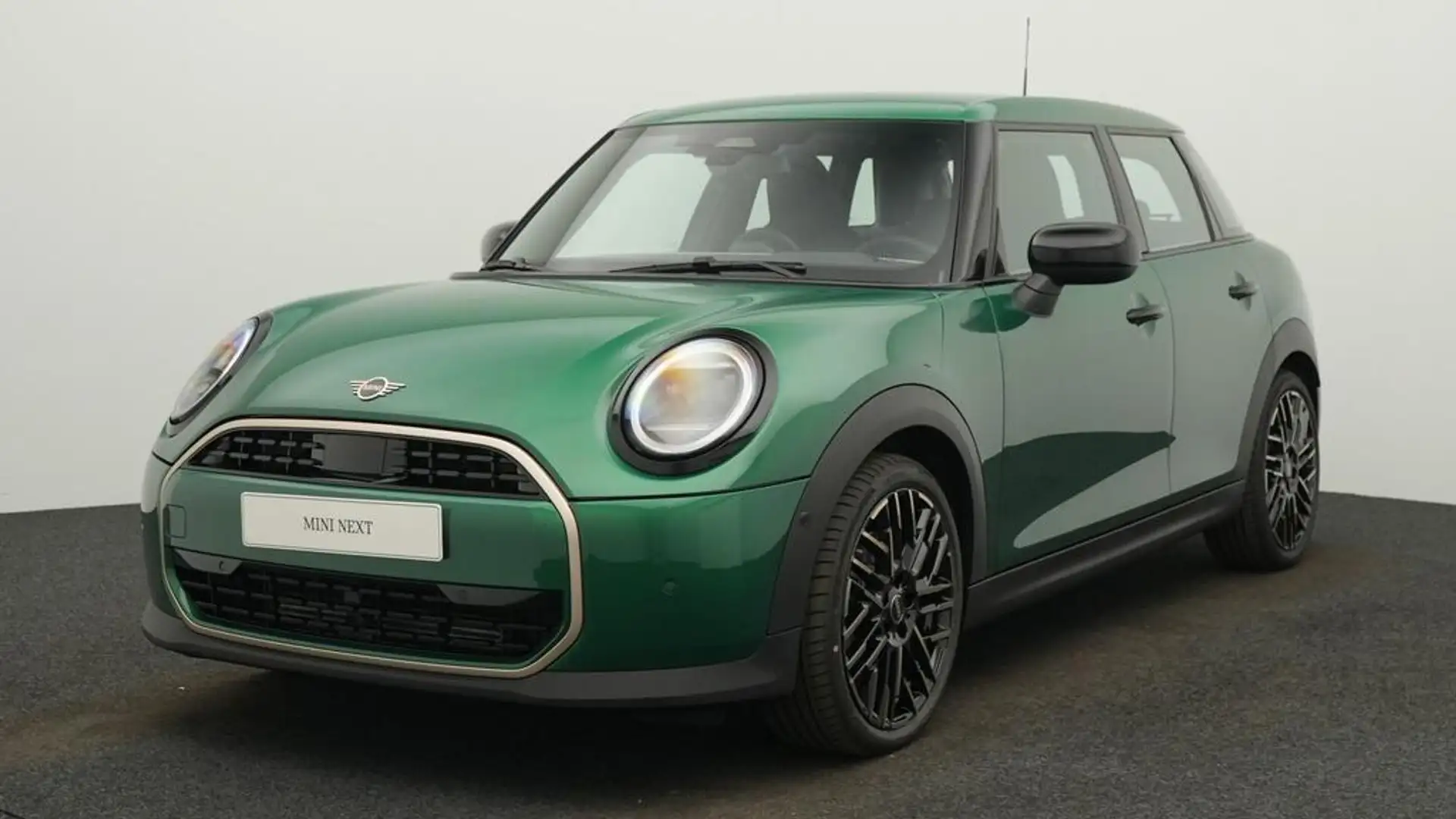 MINI Cooper C Favoured Trim Groen - 1