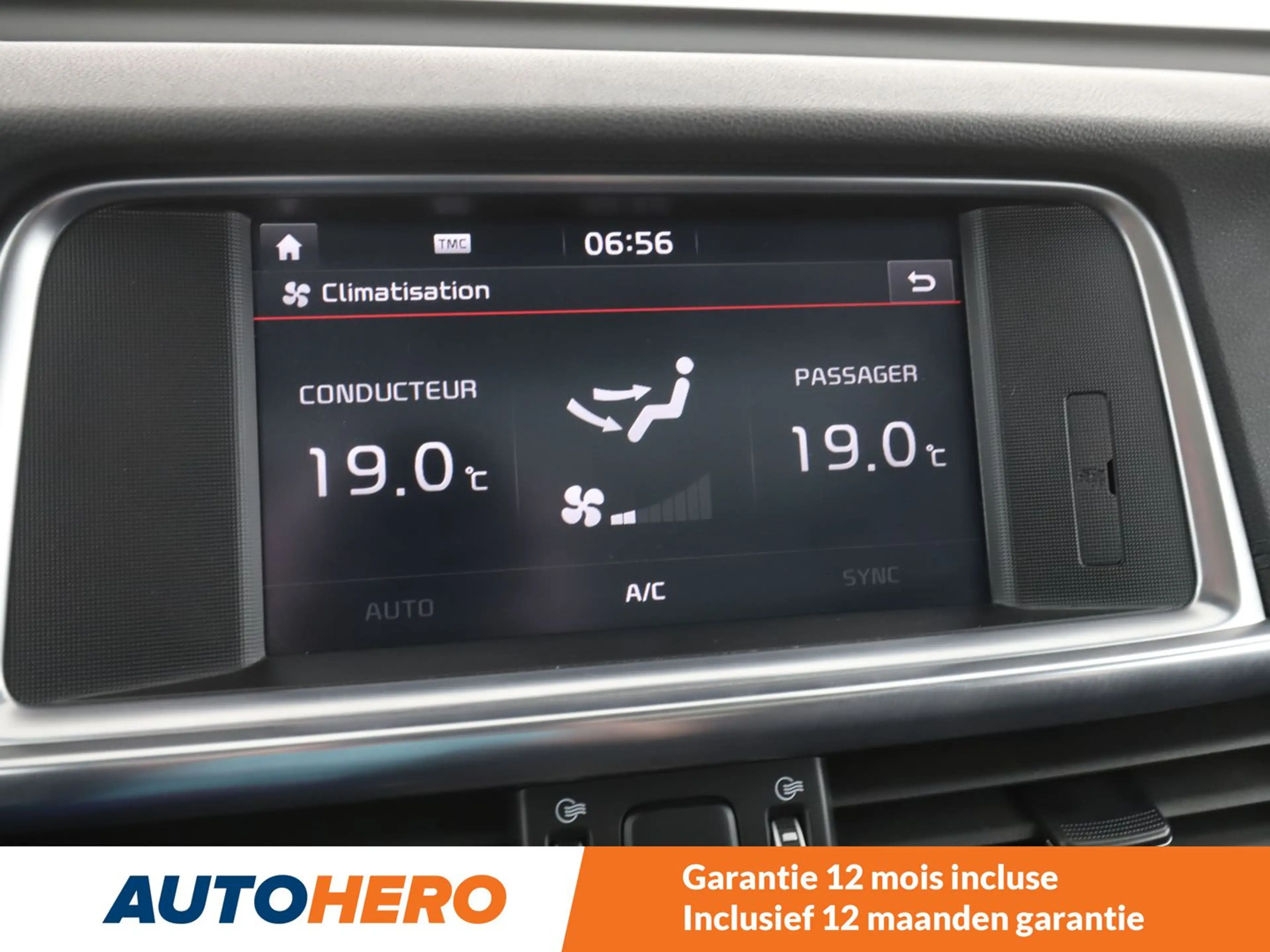 Kia Optima 2.0 Hybrid Spirit — photo 6