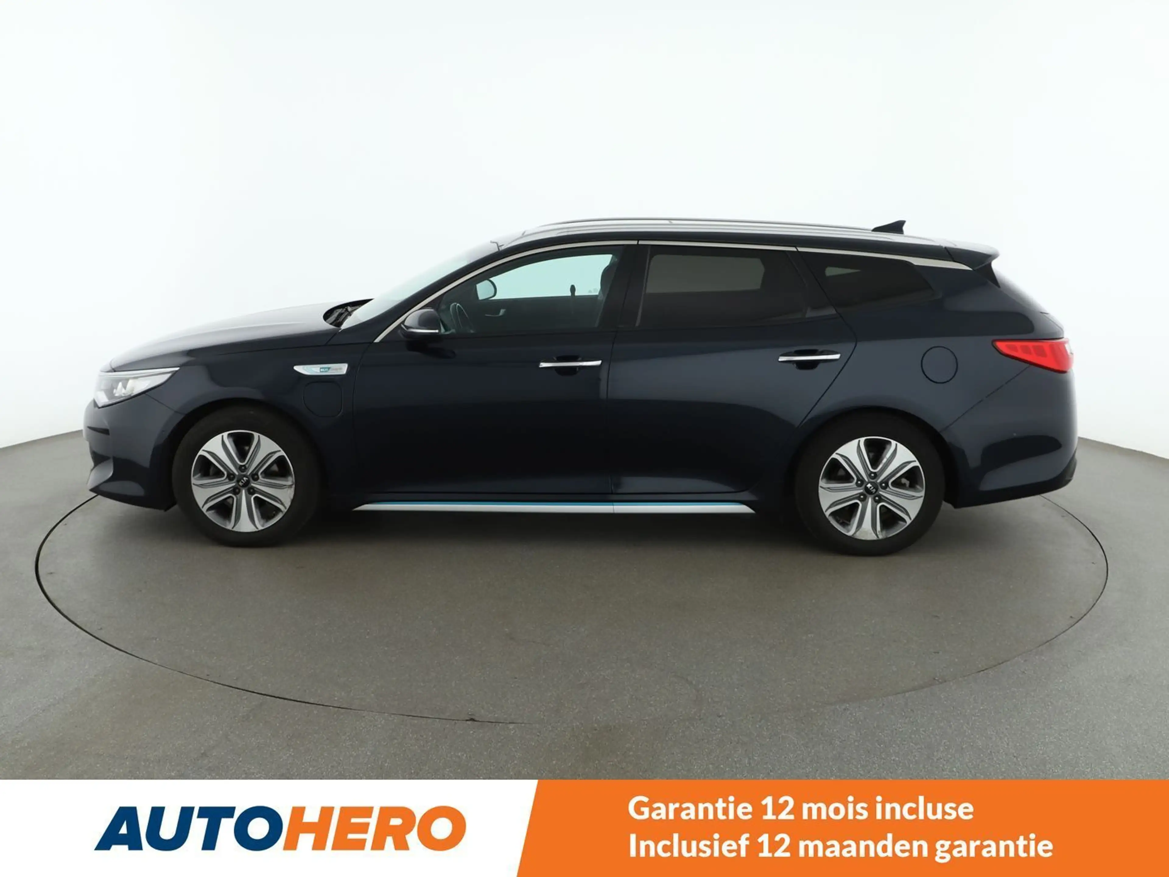 Kia Optima 2.0 Hybrid Spirit — photo 3