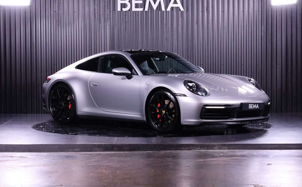 Porsche 992