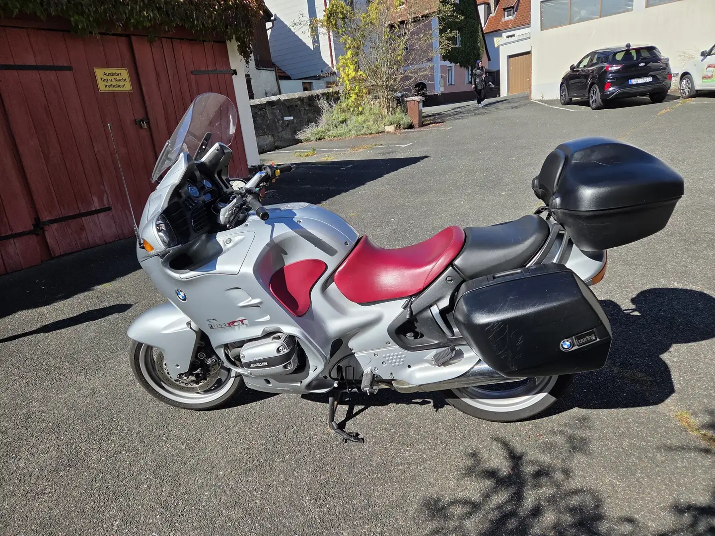 BMW R 1100 RT Stříbrná - 1