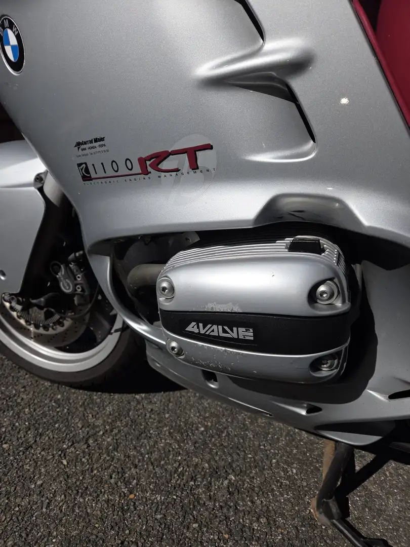 BMW R 1100 RT Stříbrná - 2