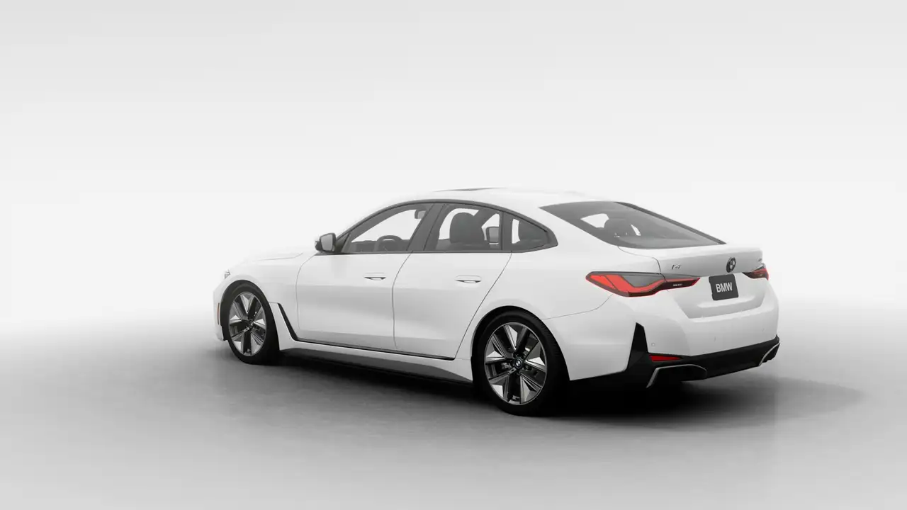 BMW i4 снимка BMW i4