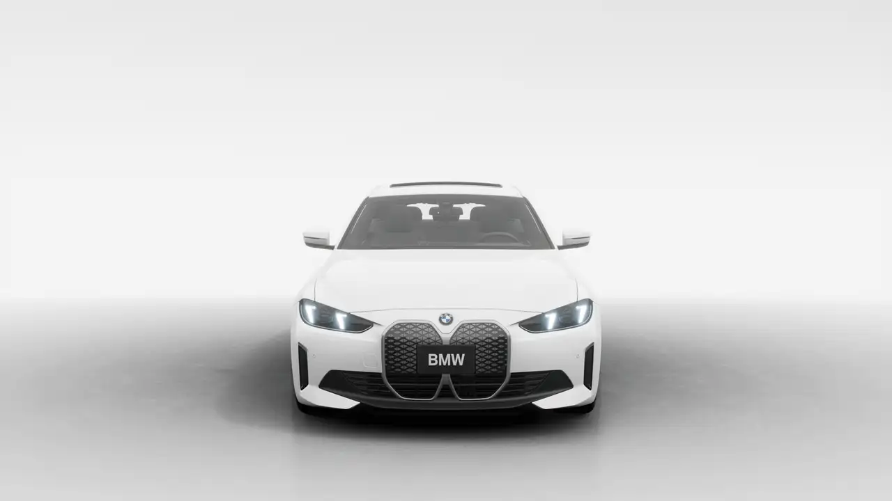 BMW i4 снимка BMW i4