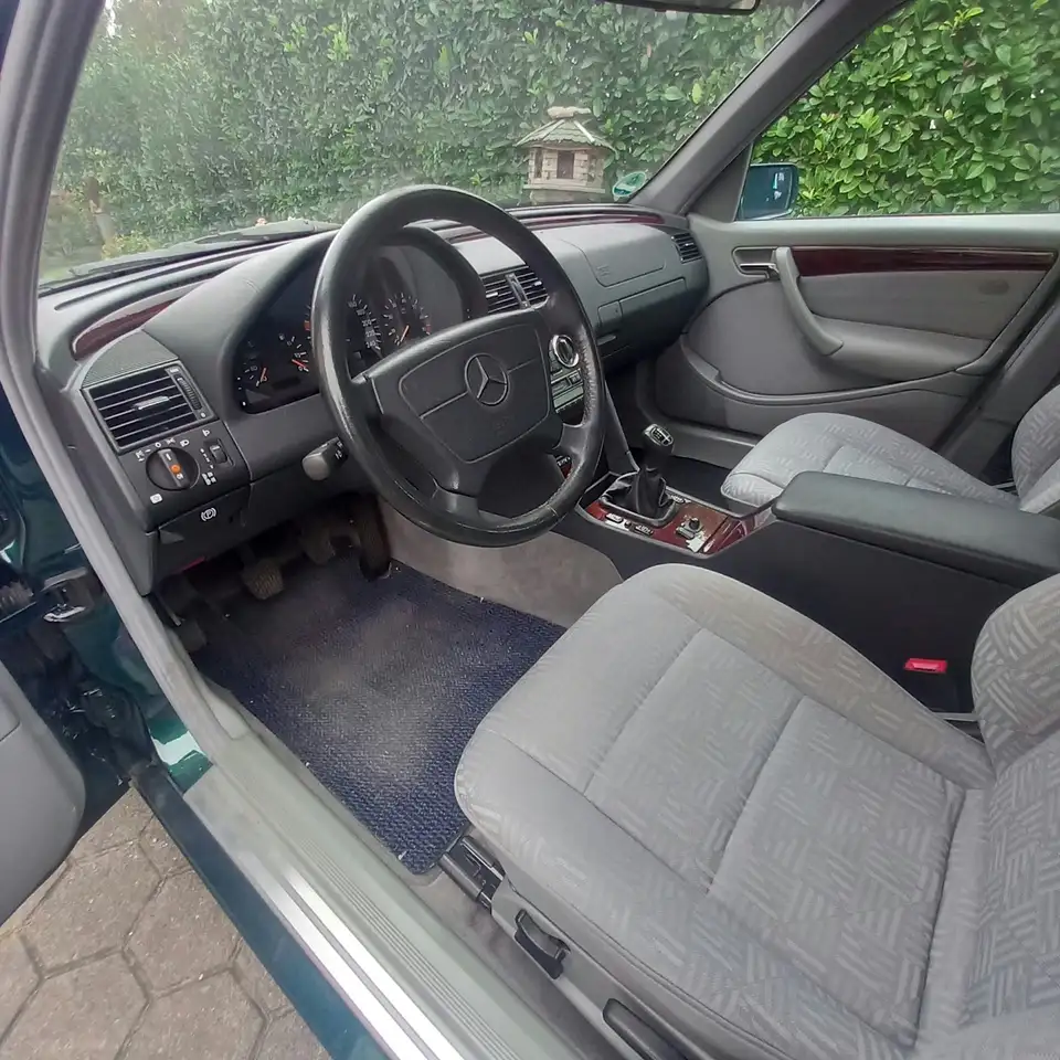 Mercedes-Benz C 180 Elegance, foto 6
