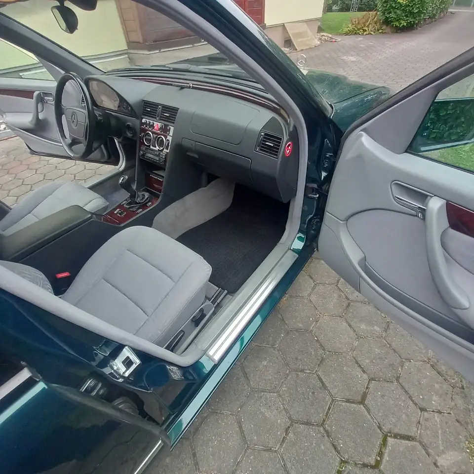Mercedes-Benz C 180 Elegance, foto 7