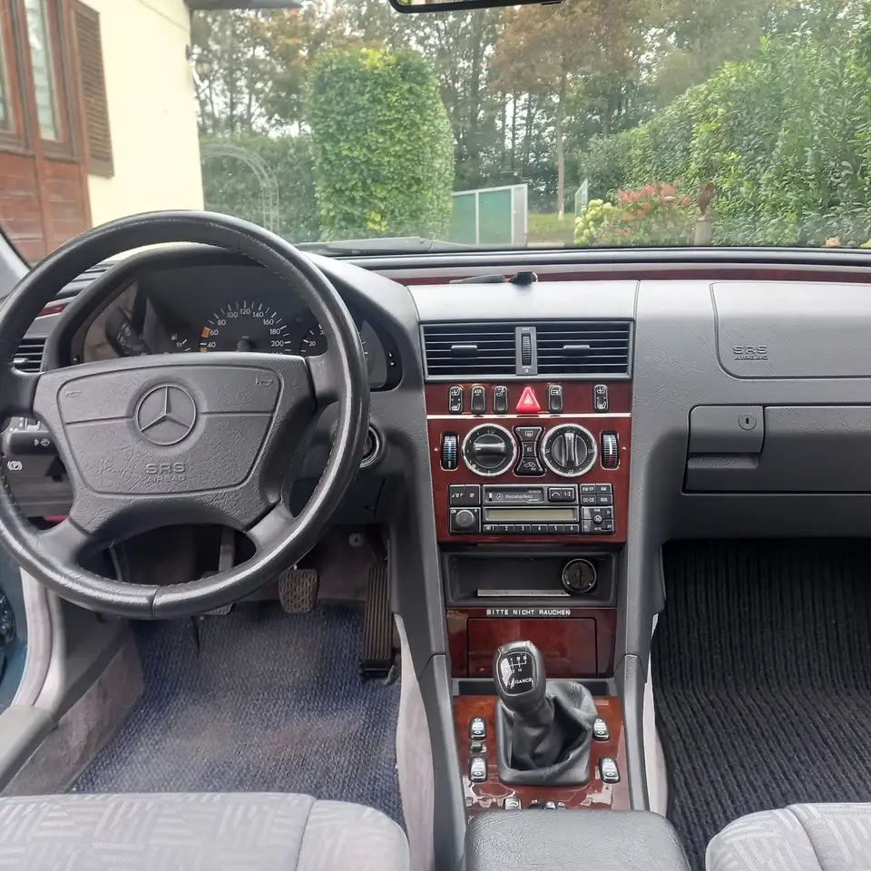 Mercedes-Benz C 180 Elegance, foto 10