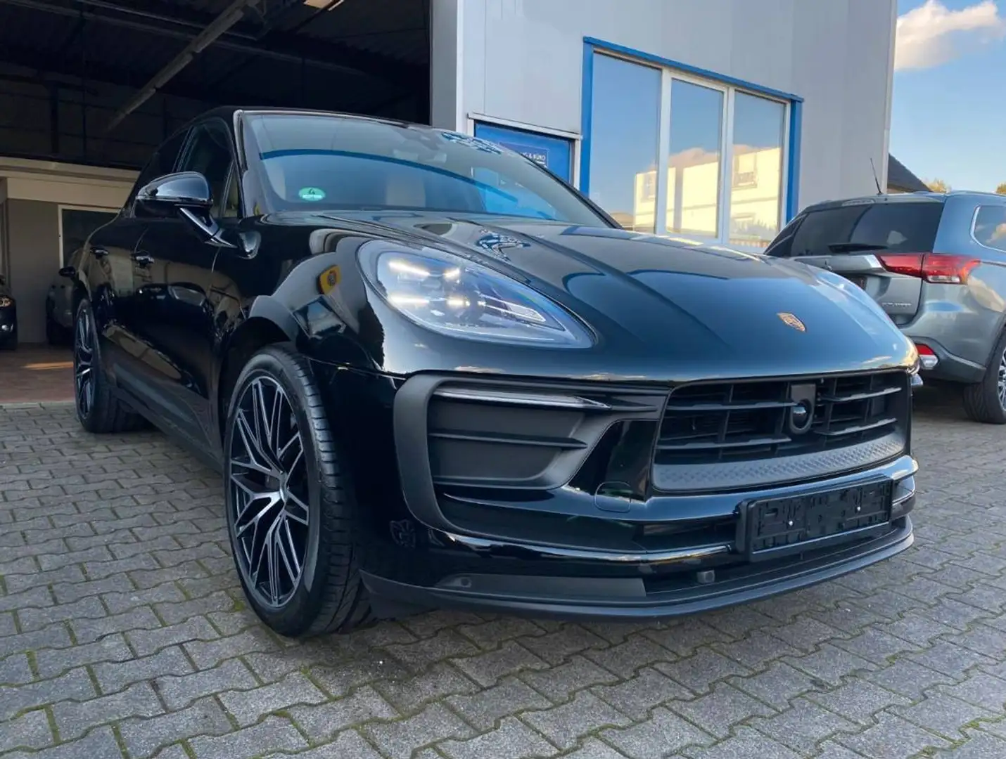 Porsche Macan Negro - 1