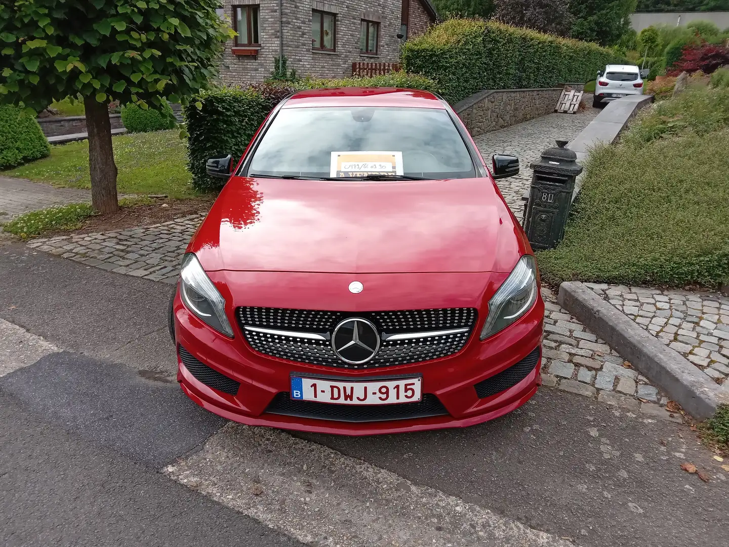Mercedes-Benz A 160 A 160D AMG LINE PACK NIGHT. Roşu - 1