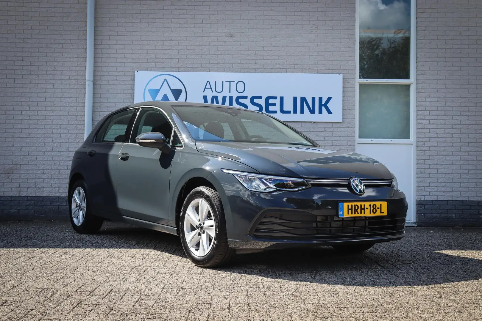 Volkswagen Golf 1.0 eTSI Life Business Grijs - 2