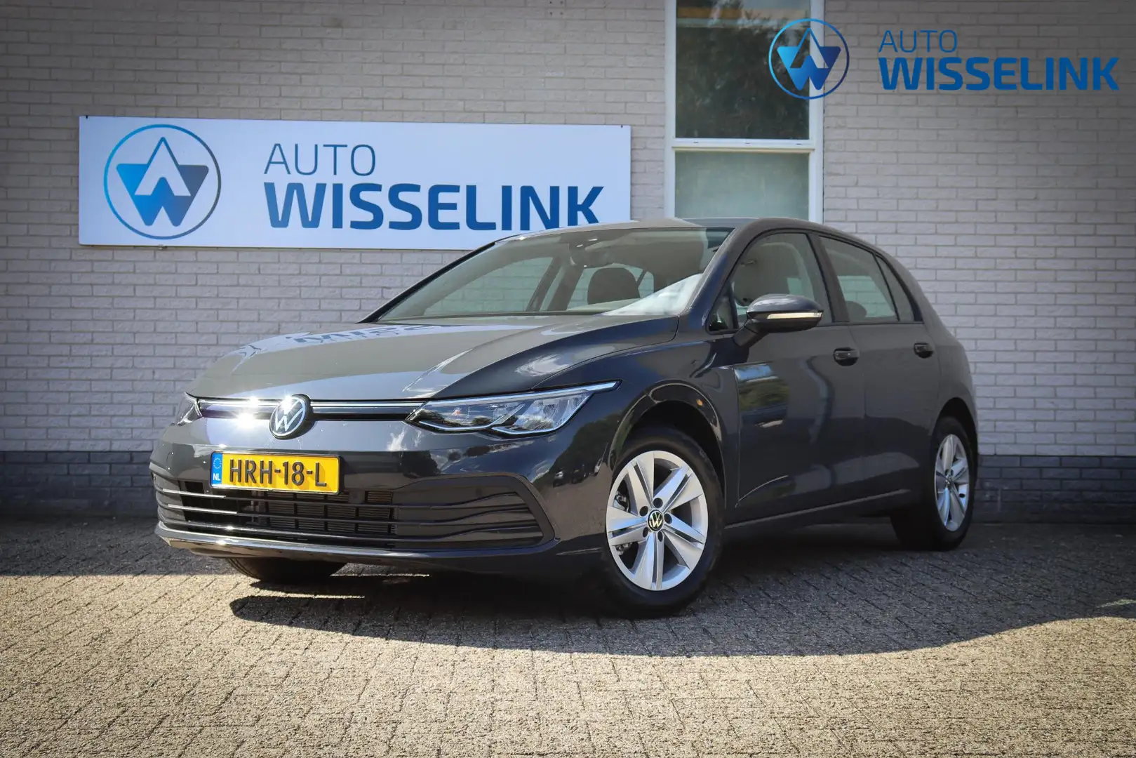 Volkswagen Golf 1.0 eTSI Life Business Grijs - 1
