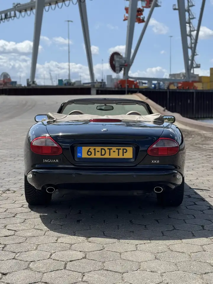 Jaguar XK8 Cabriolet, foto 6