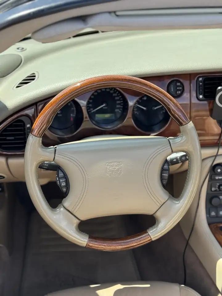 Jaguar XK8 Cabriolet, foto 9