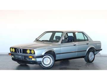 323i E30