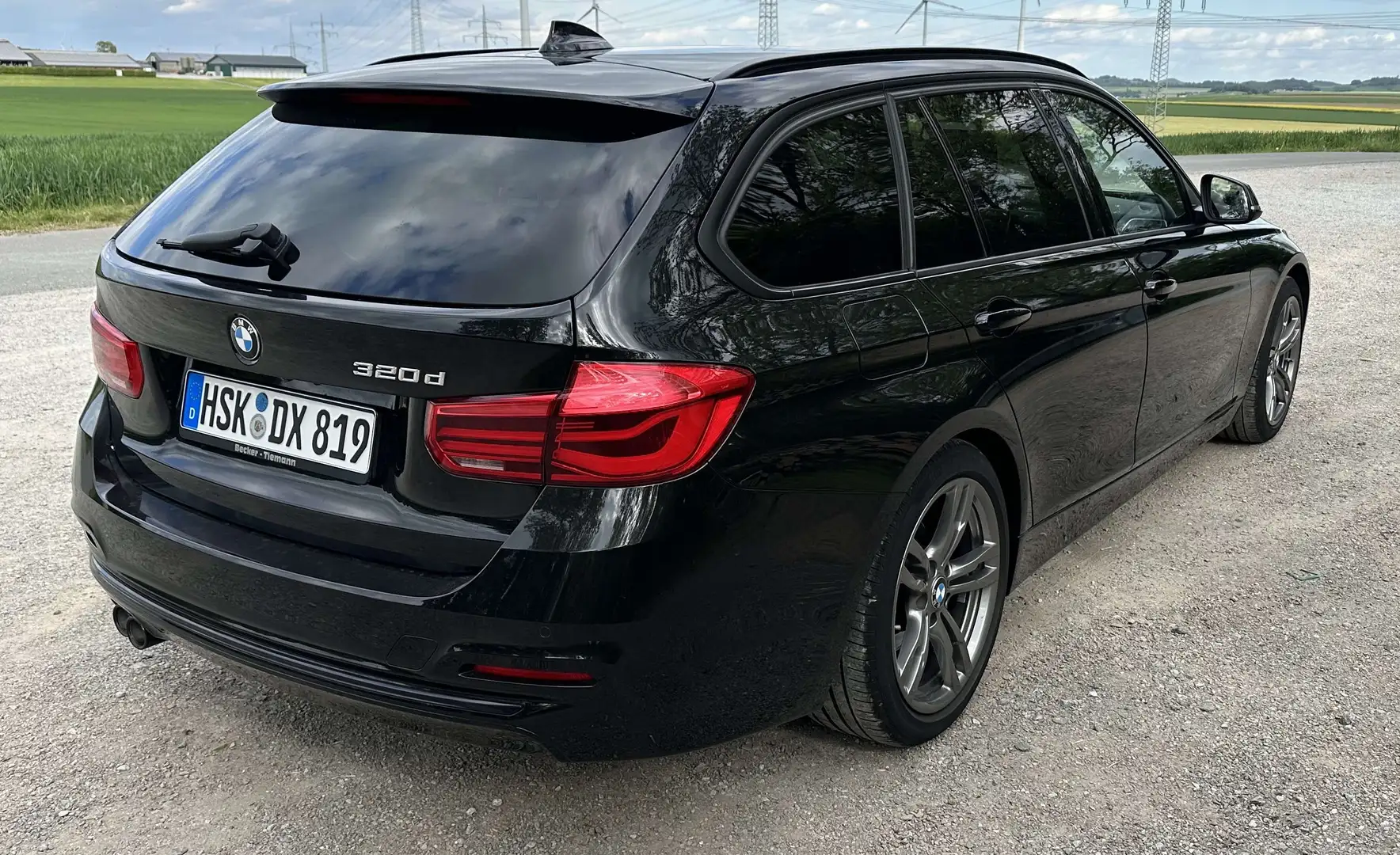 BMW 320 320 d Efficient Dynamics Sport Line Schwarz - 2
