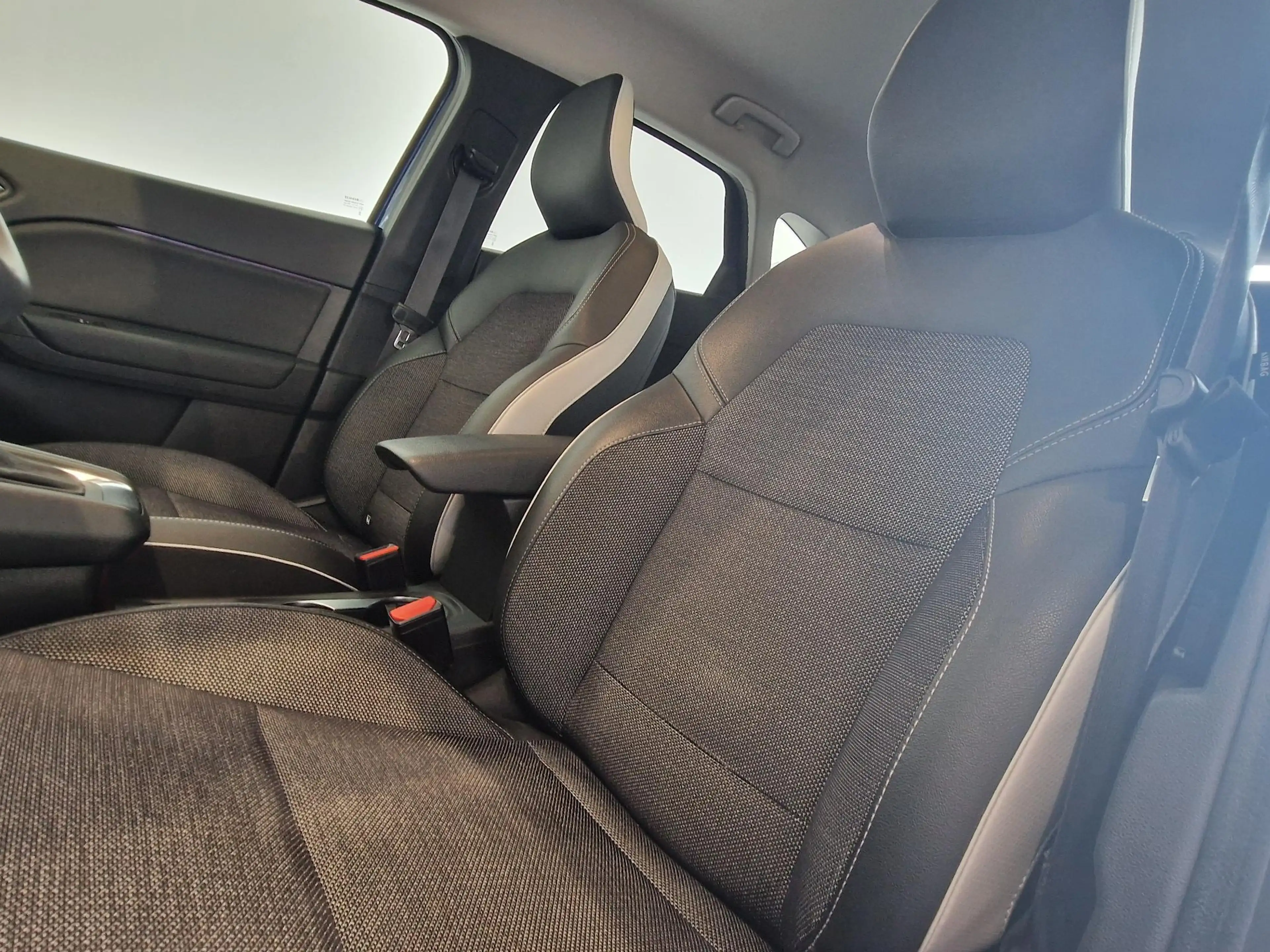 Renault Captur 1.3 TCe 140 Intens | TREKHAAK | ACHTERUITRIJCAMERA — photo 7