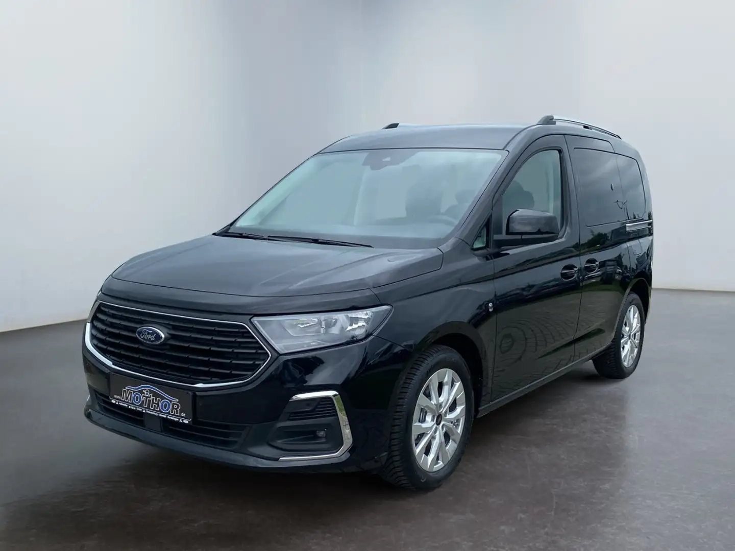 Ford Tourneo Connect Titanium 2.0 EcoBlue iACC GJR PDC Schwarz - 2