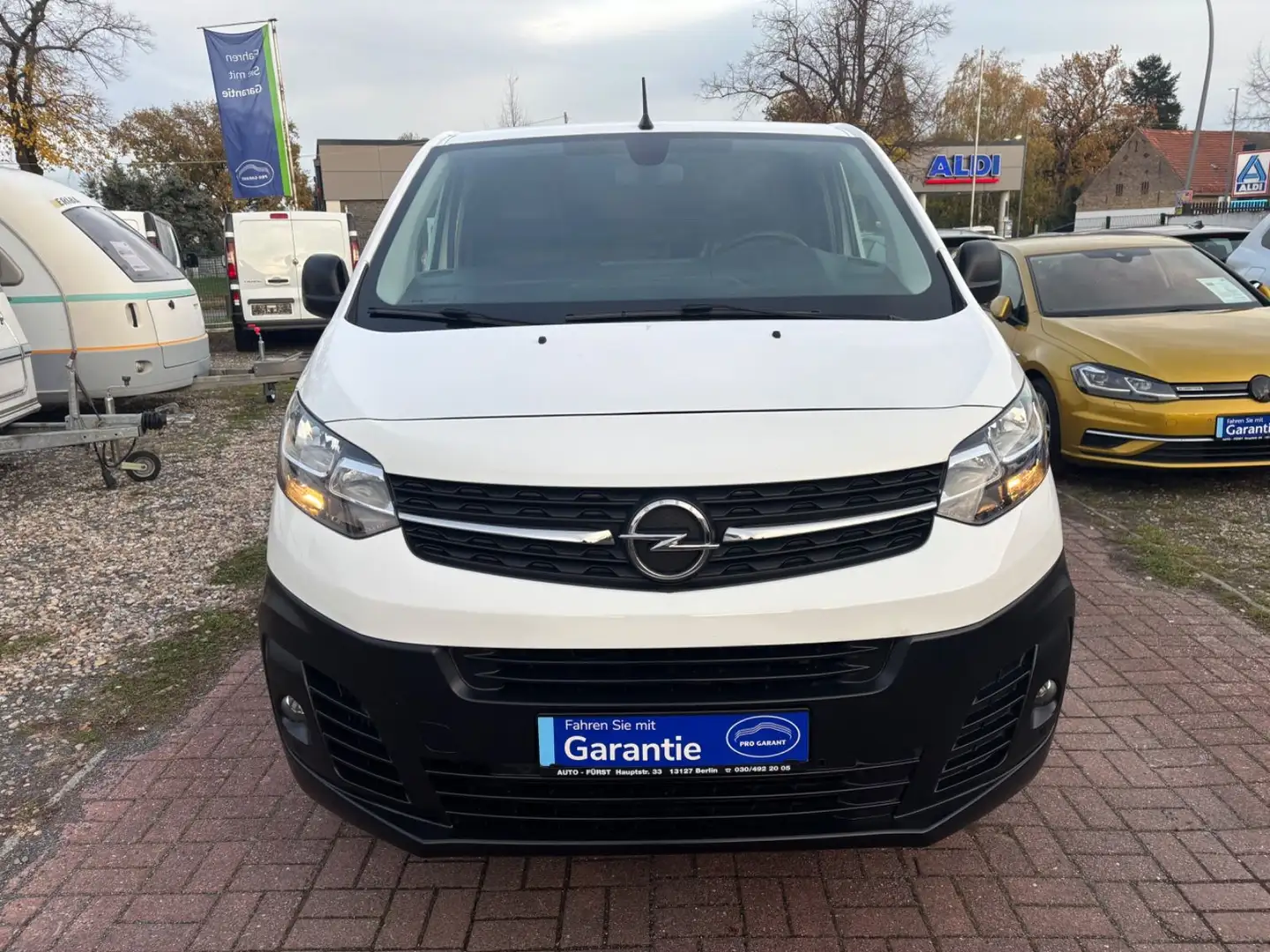 Opel Vivaro Kasten Edition M Weiß - 2