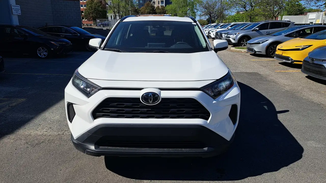 Toyota RAV 4 снимка Toyota RAV 4