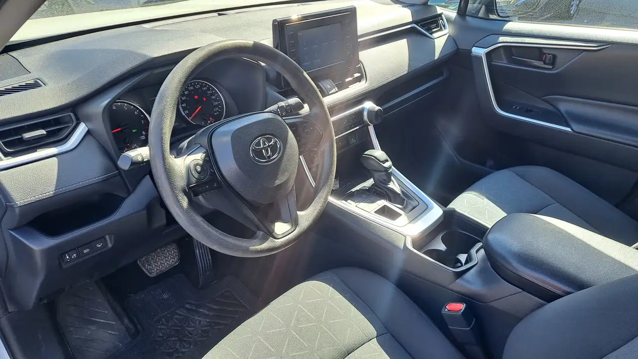 Toyota RAV 4 снимка Toyota RAV 4