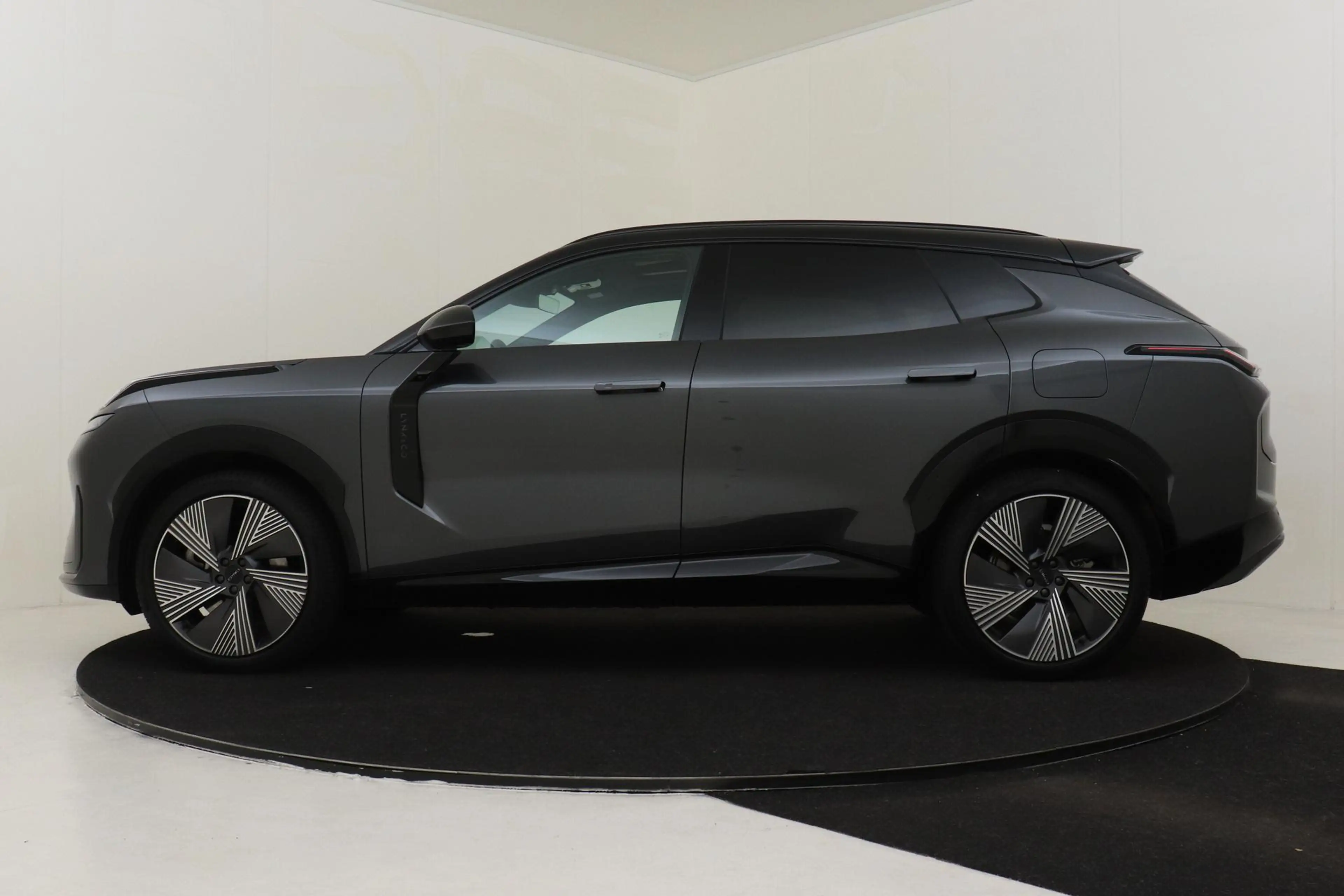 Lynk & Co 08 1.5 PHEV MORE -PANO.DAK|ADAP.CRUISE|HARMAN/KARDON| — photo 7