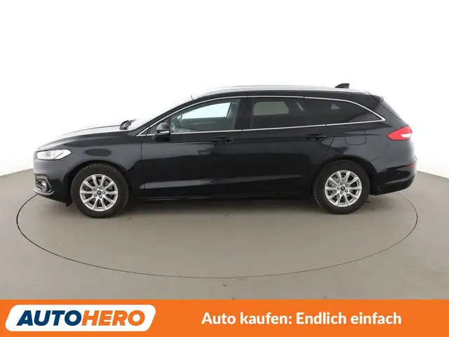 Ford Mondeo view 3