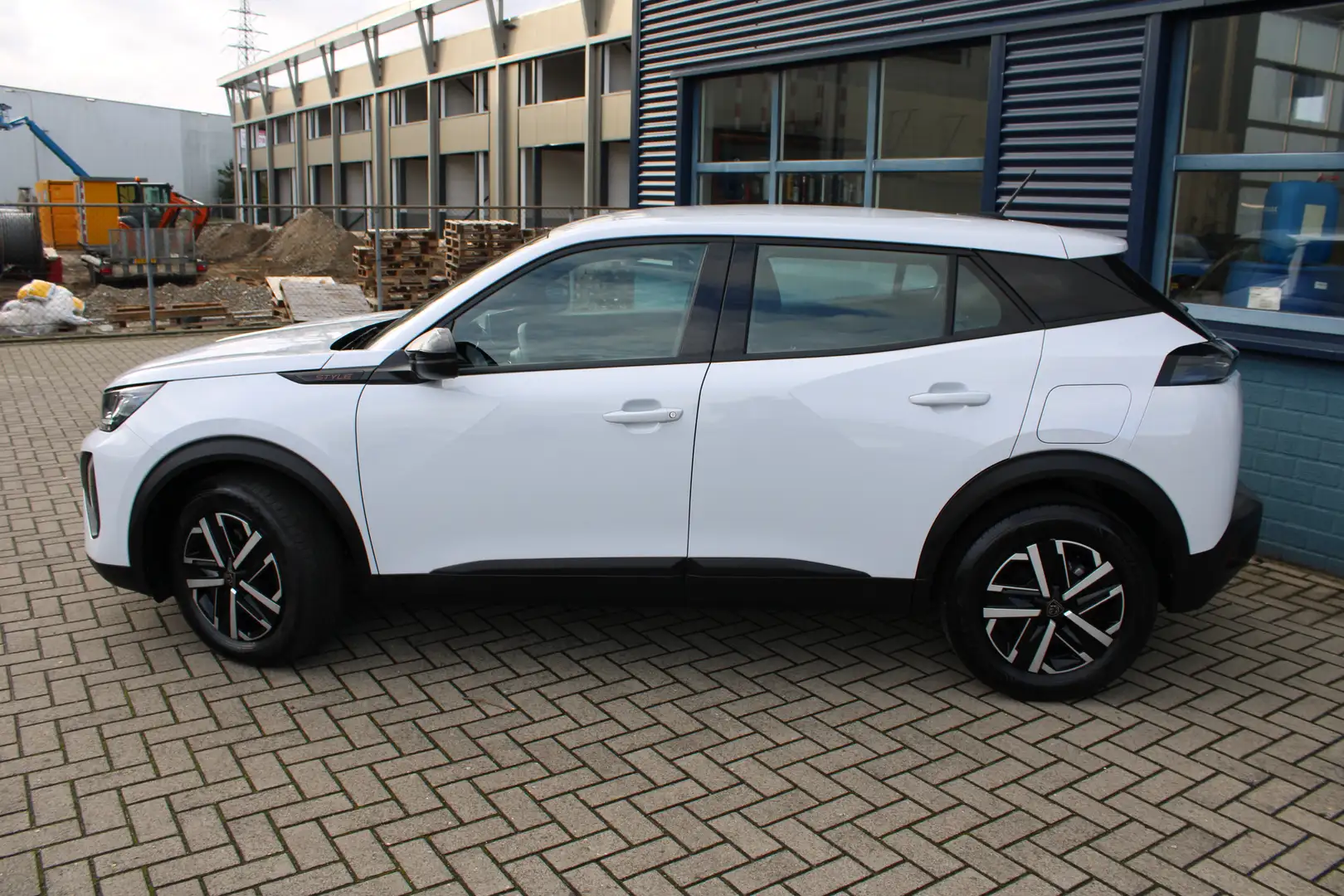 Peugeot 2008 1.2 Hybride 136 Style Automatische Airco | Android Blanc - 2