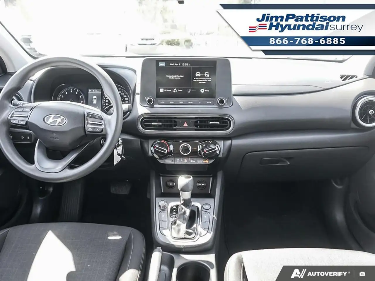 Hyundai KONA снимка Hyundai KONA