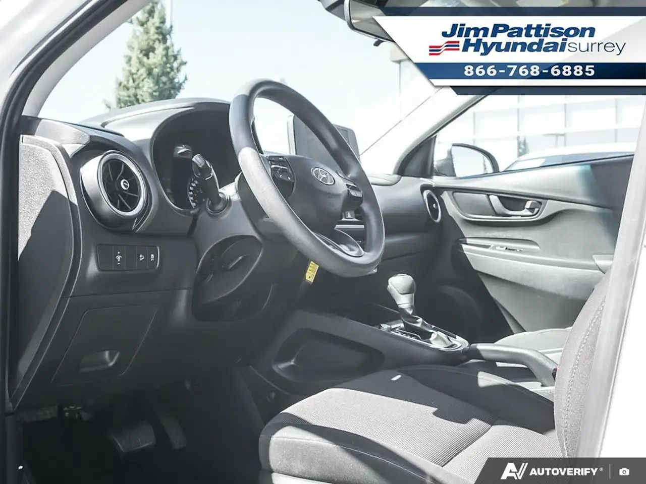 Hyundai KONA снимка Hyundai KONA