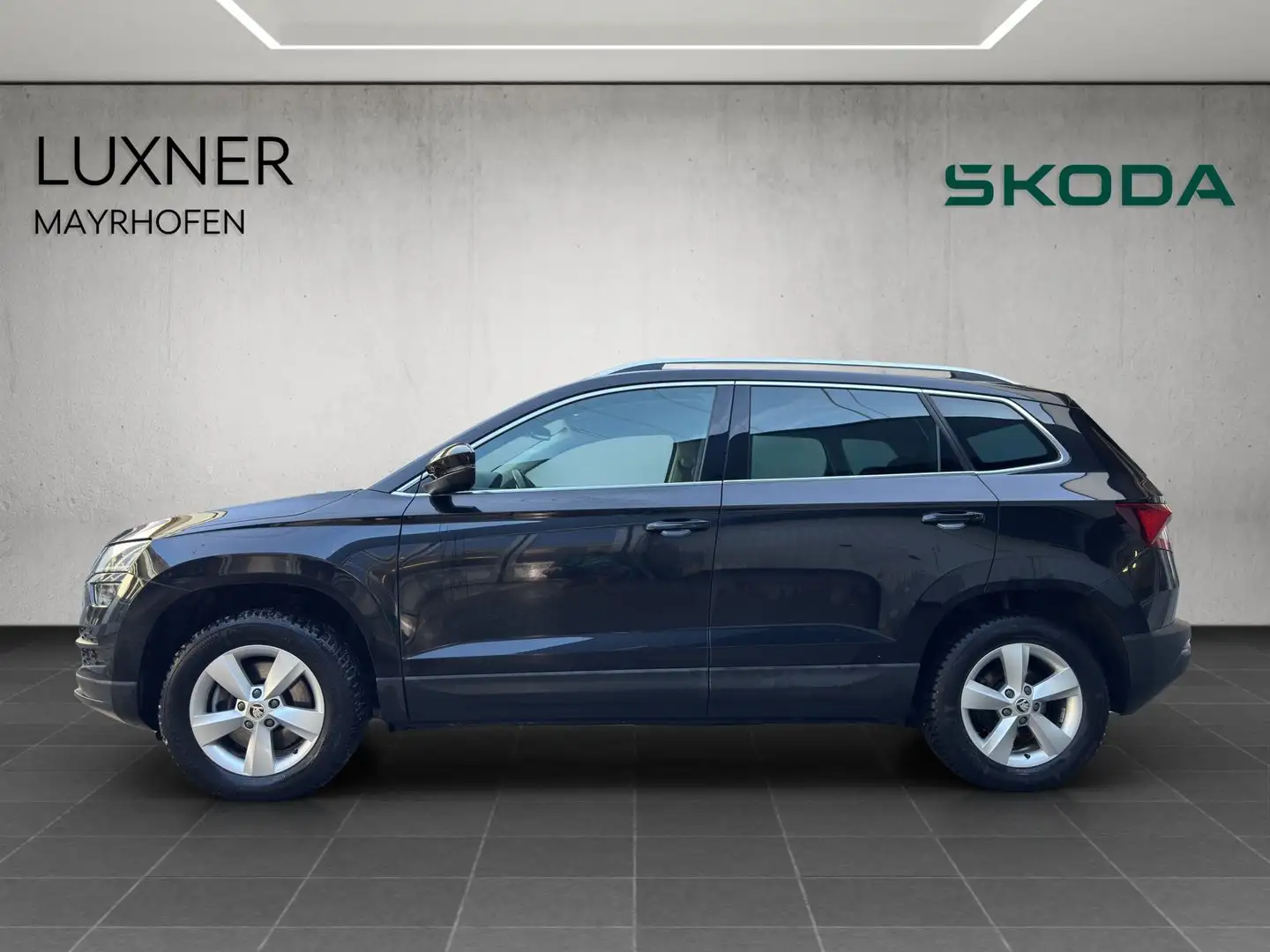 Skoda Karoq 4x4 Style Limited TDI DSG Schwarz - 2