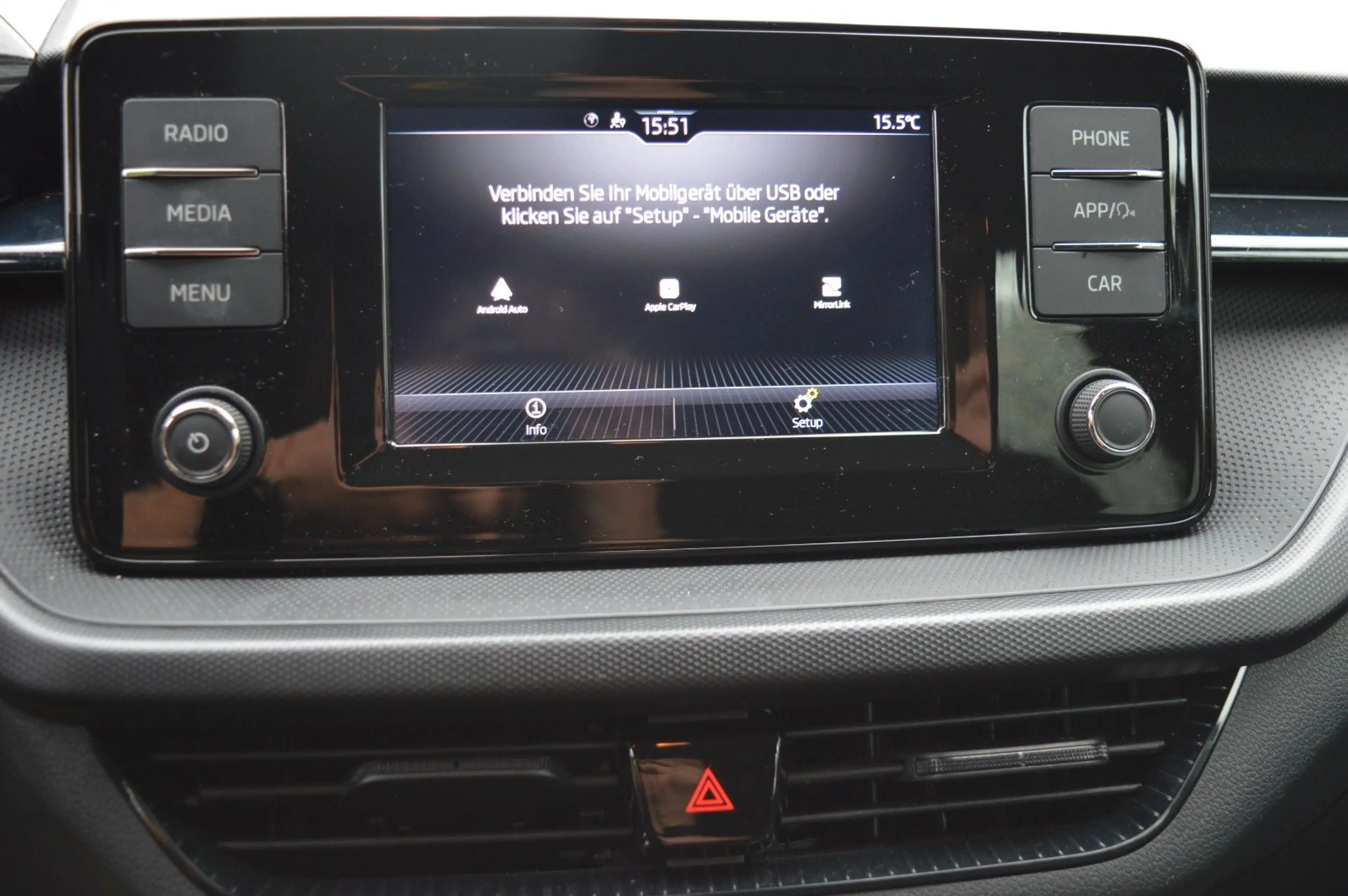 Skoda Fabia Active/SHZ/Klima/SmartLink — photo 11