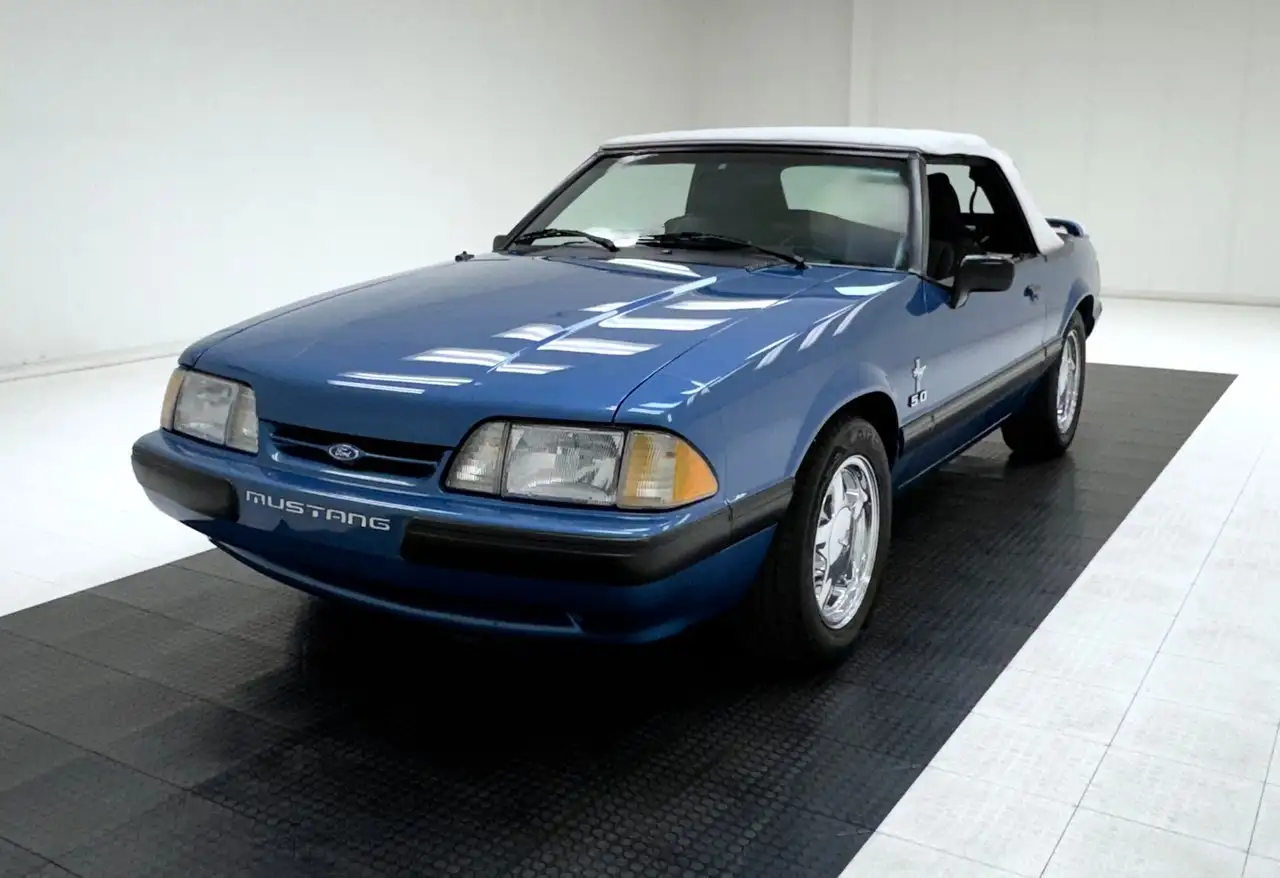 Ford Mustang LX Convertible, foto 1