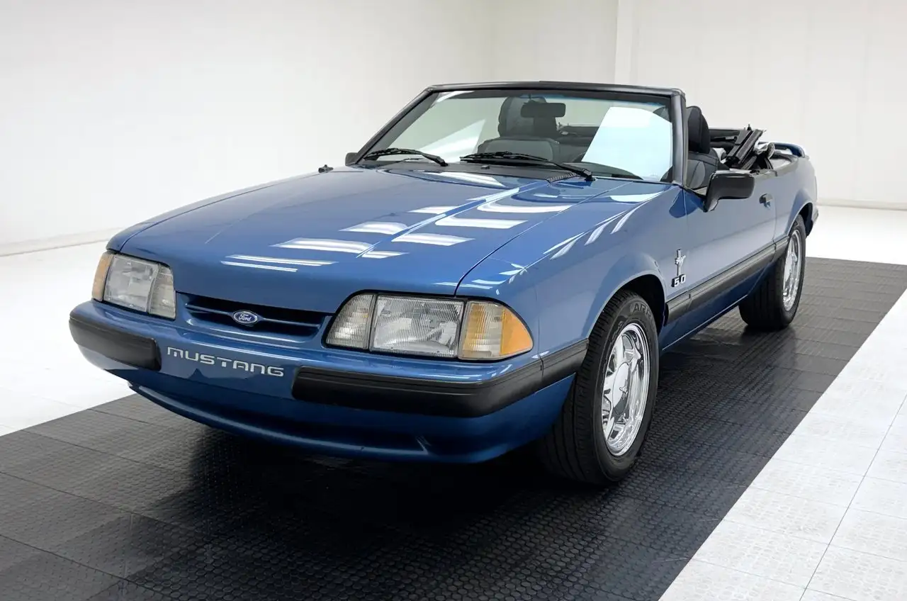 Ford Mustang LX Convertible, foto 2