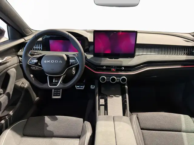 Skoda Superb view 9