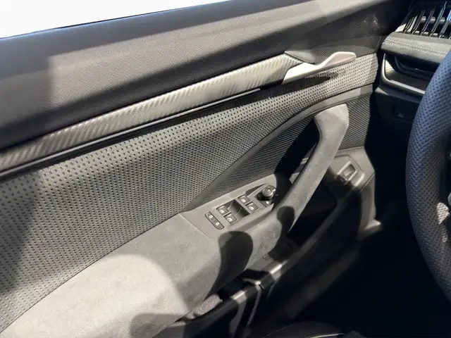 Skoda Superb view 14