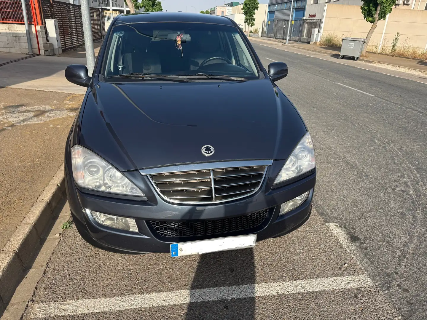 SsangYong Kyron Kyron 200Xdi Grey - 2