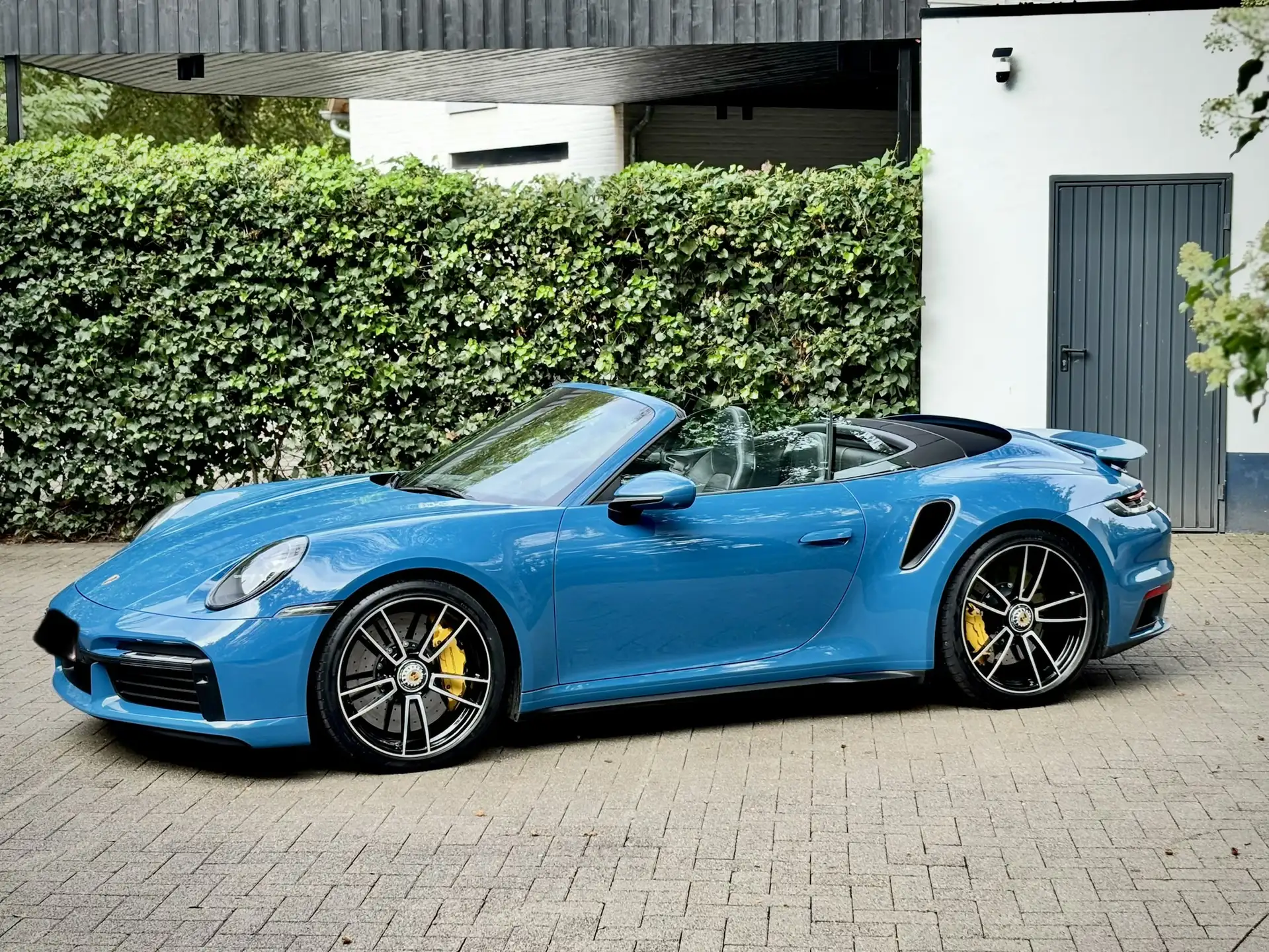 포르쉐 911 Turbo S Cabriolet 2022 블루 사진 2