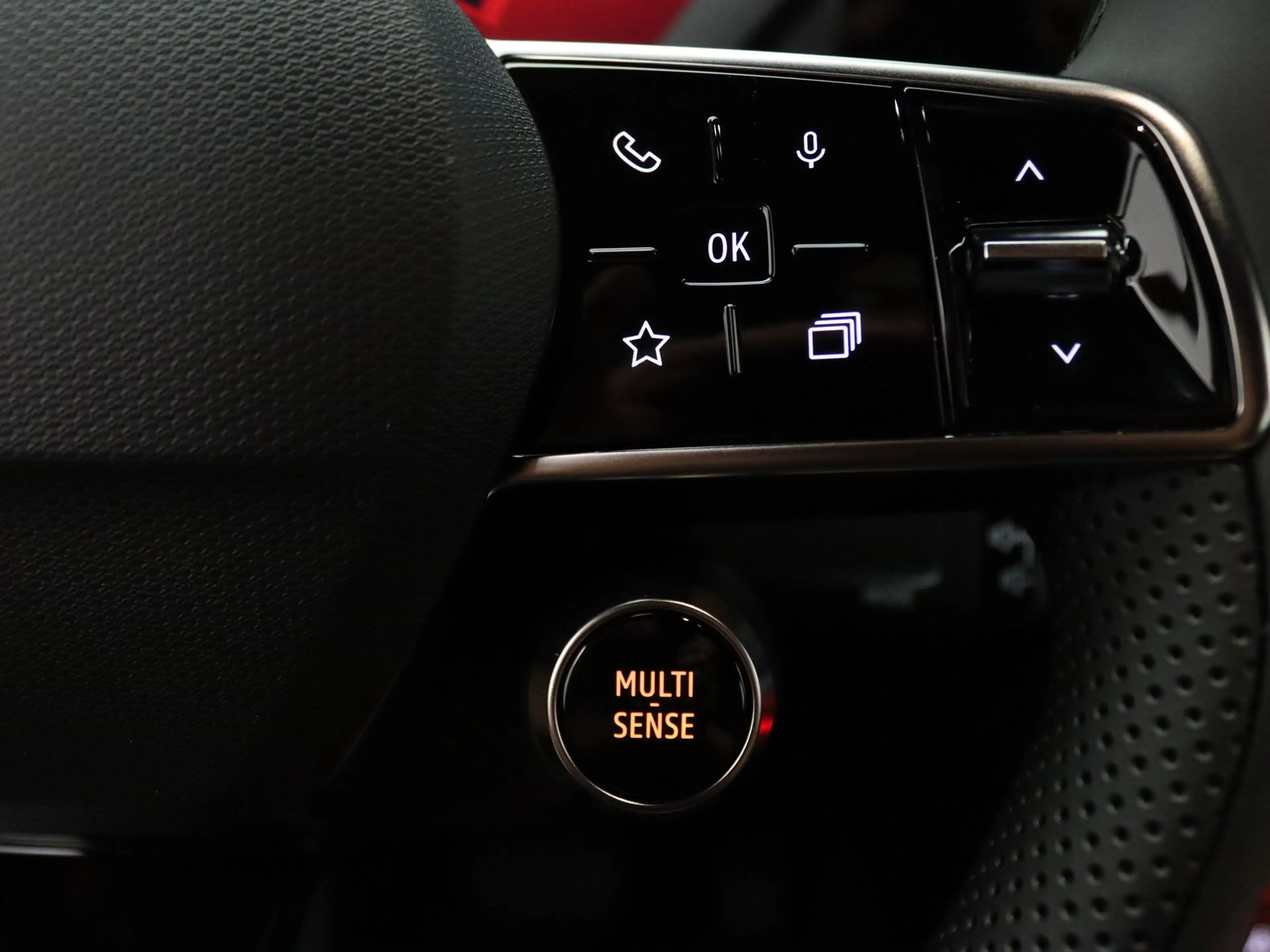 Renault R 4 comfort range iconic "plein sud" 52 kWh Elektrisch — photo 13