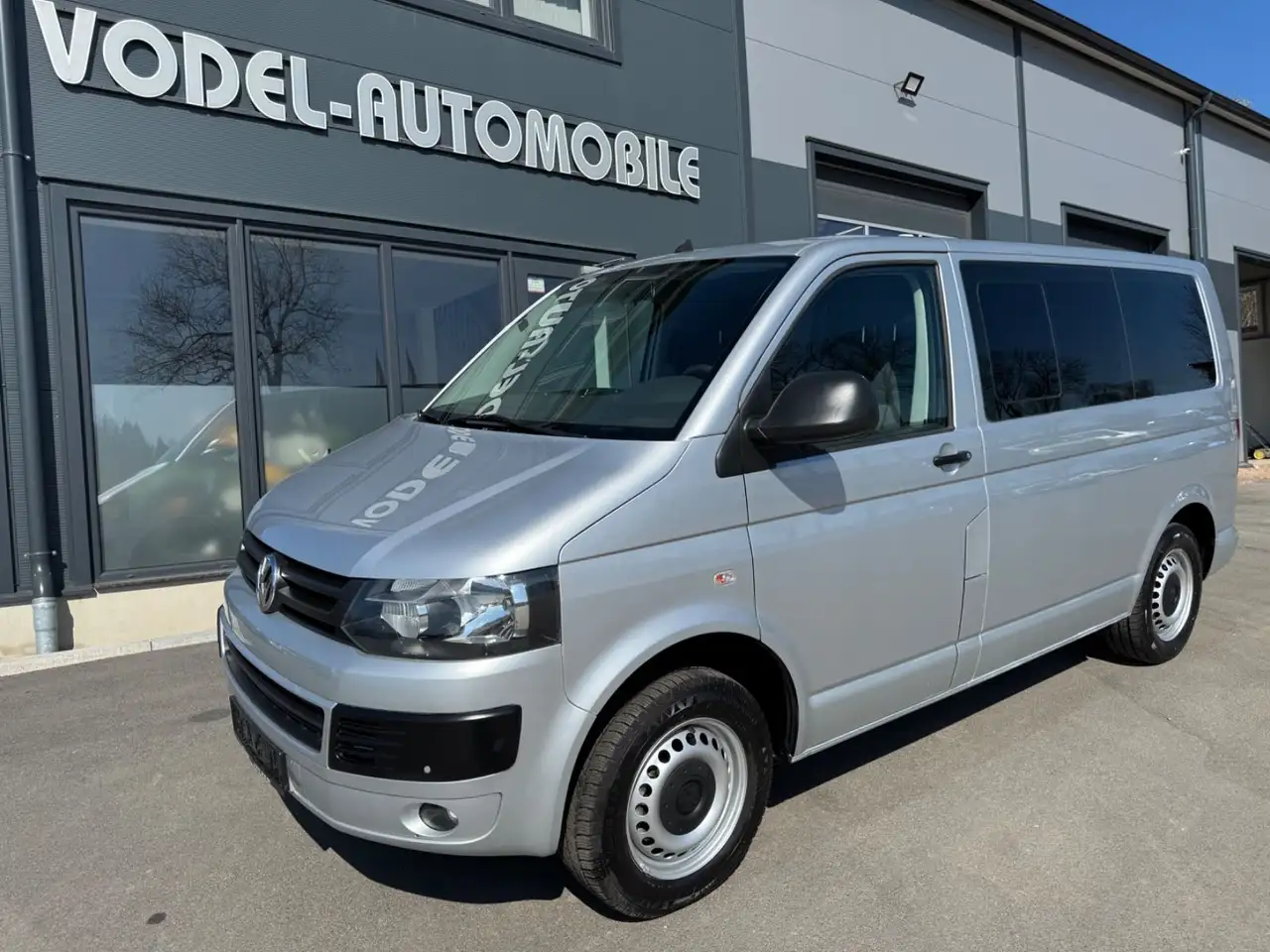 Volkswagen T5 Kombi