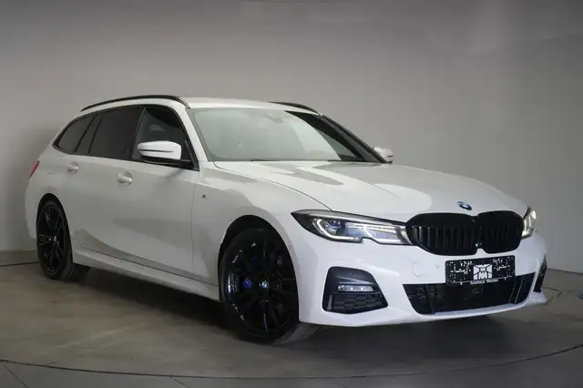 BMW M main image