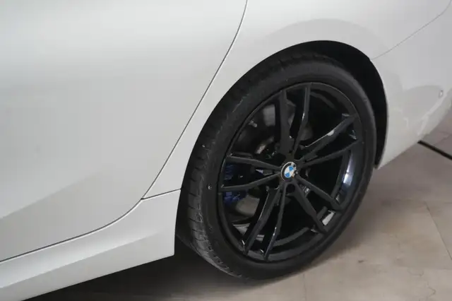 BMW M view 14