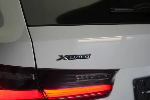 BMW M view 11