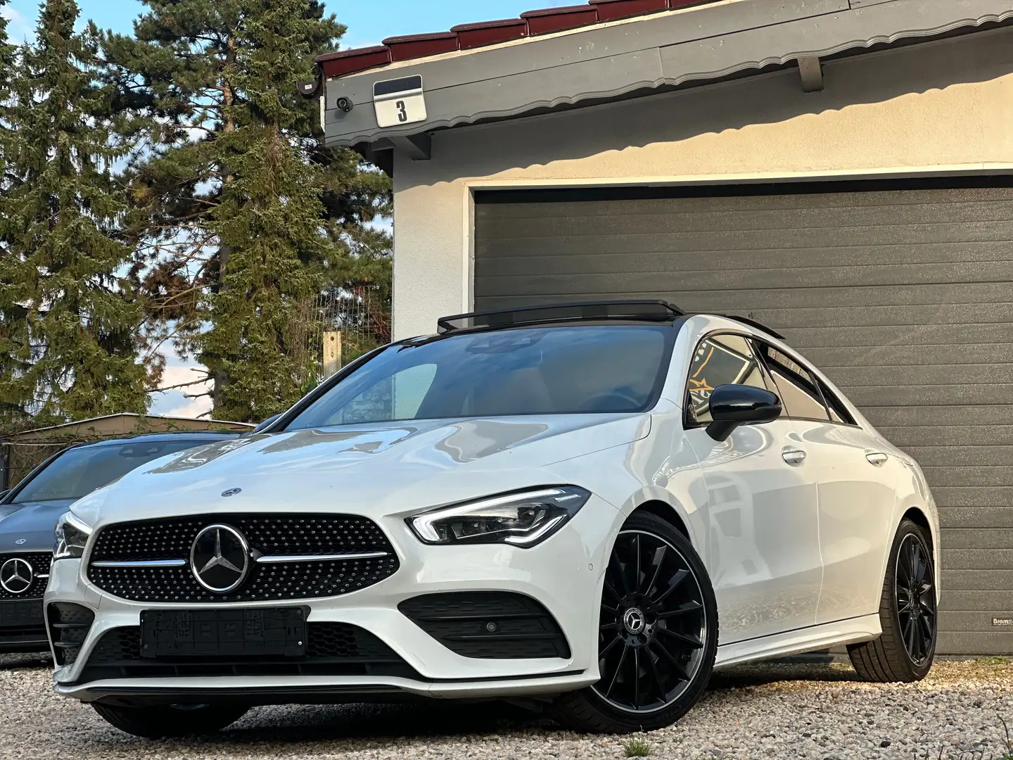 Mercedes-Benz CLA 250 AMG-Line/Night-P/Memory/Burmester/Multibeam Alb - 2
